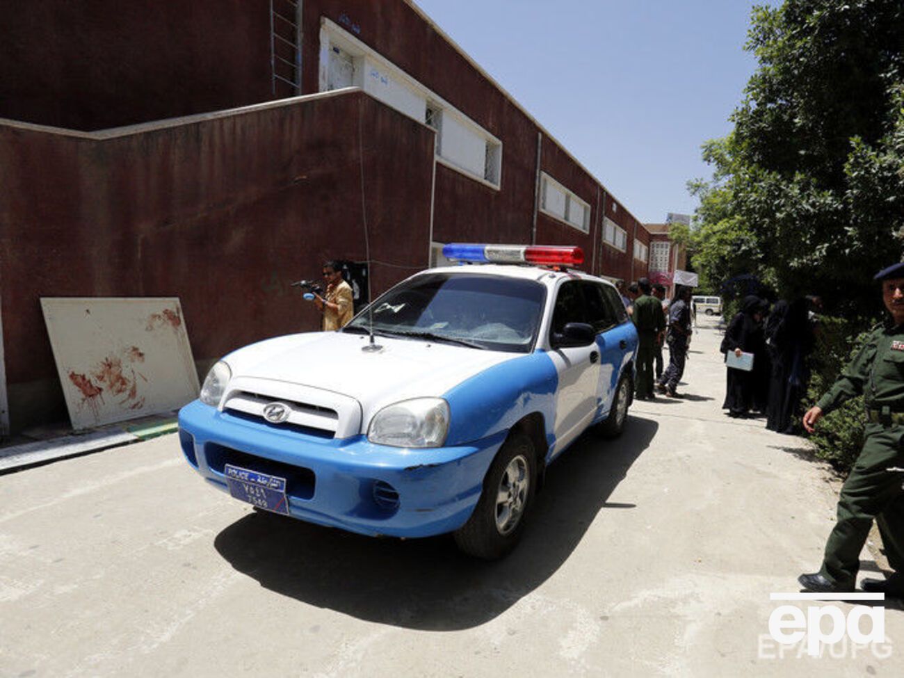 Число жертв теракта в Йемене растет