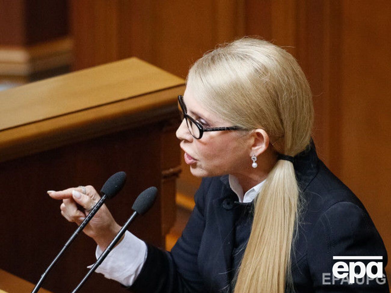 Тимошенко обвинила Гонтареву в "зачистке банковской системы"