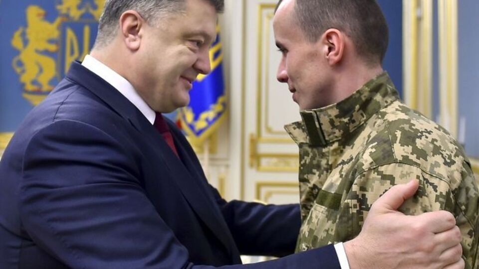 Порошенко – Колодию: Тебя очень ждут, ты действительно человек, который стал легендой