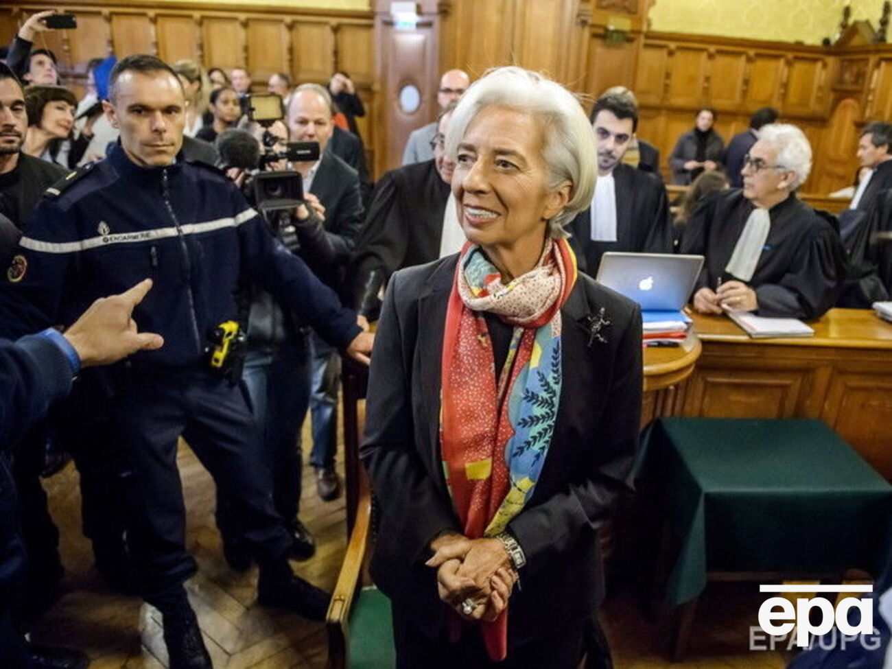 Лагард не признавала обвинений