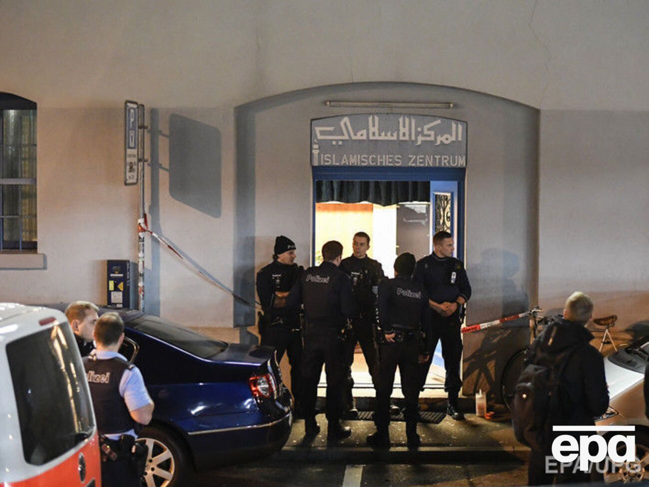 Ранены трое мусульман, пришедших на молитву