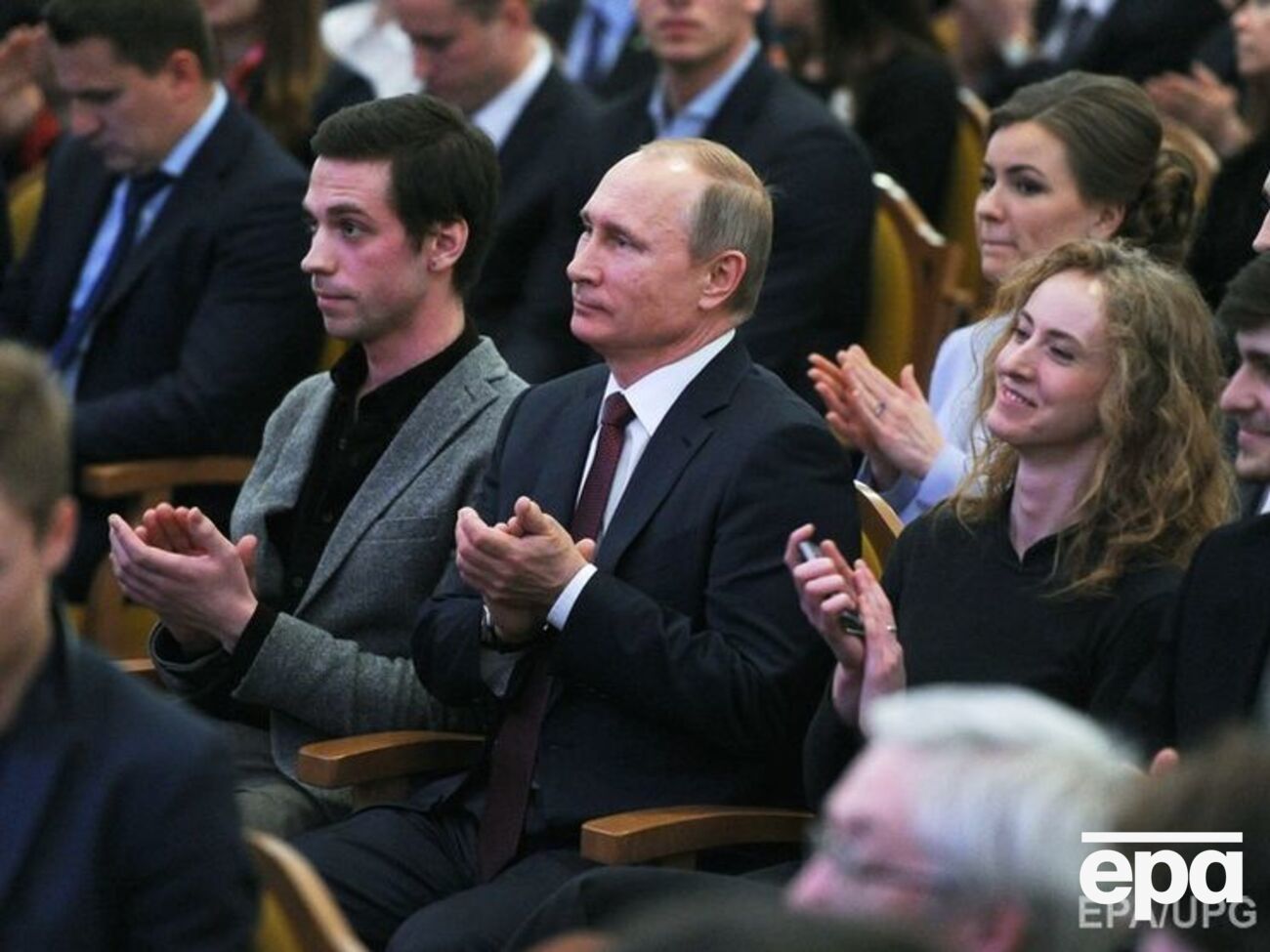 Путин отменил поход в театр