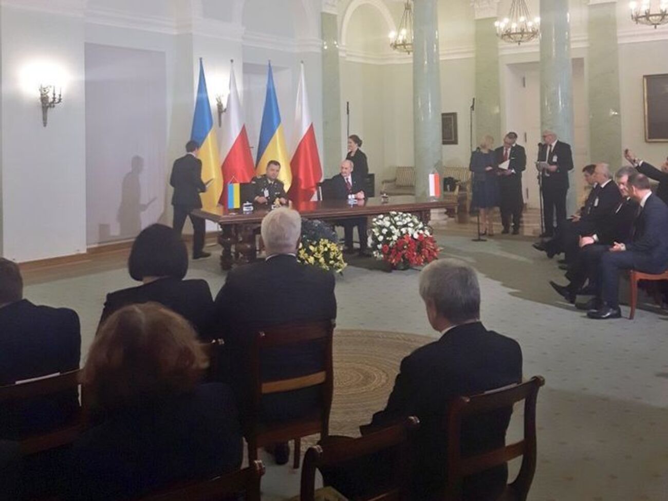 Соглашение подписали Полторак и Мацеревич