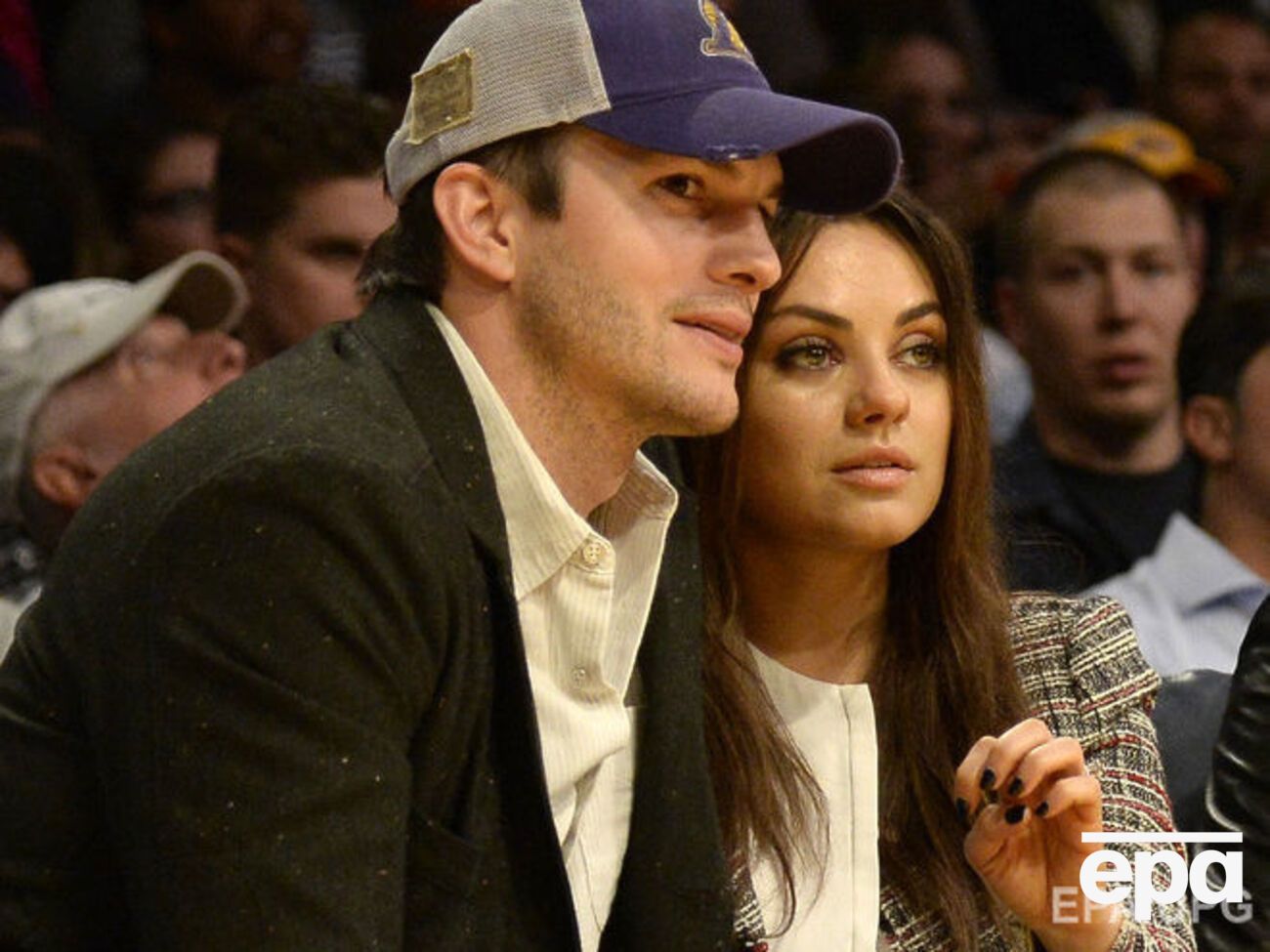 У Кунис и Кутчера произошло пополнение в семье