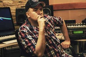 Данилко: Я вижу счет в больнице и думаю: "Ни х… себе! Мне что, ногу меняли, печень или голову? Что это за цифра такая? И это еще при наличии скидки!"