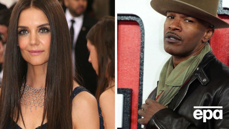 Холмс и Фокс скрывают роман – СМИ