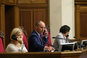 Парубий закрыл утреннее заседание парламента