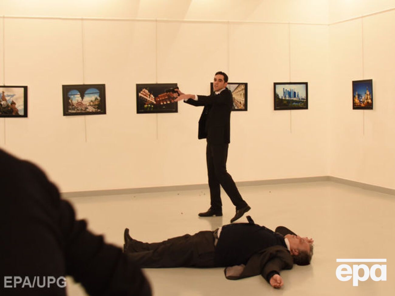 Фотограф сделал снимки убийцы, несмотря на страх
