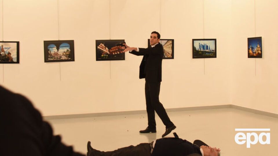 Фотограф сделал снимки убийцы, несмотря на страх