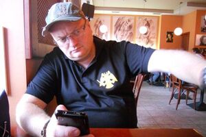 Милонов назвал Кафельникову злобной девочкой, тупой владелицей неплохого тела, не зарекомендовавшей себя мозгами