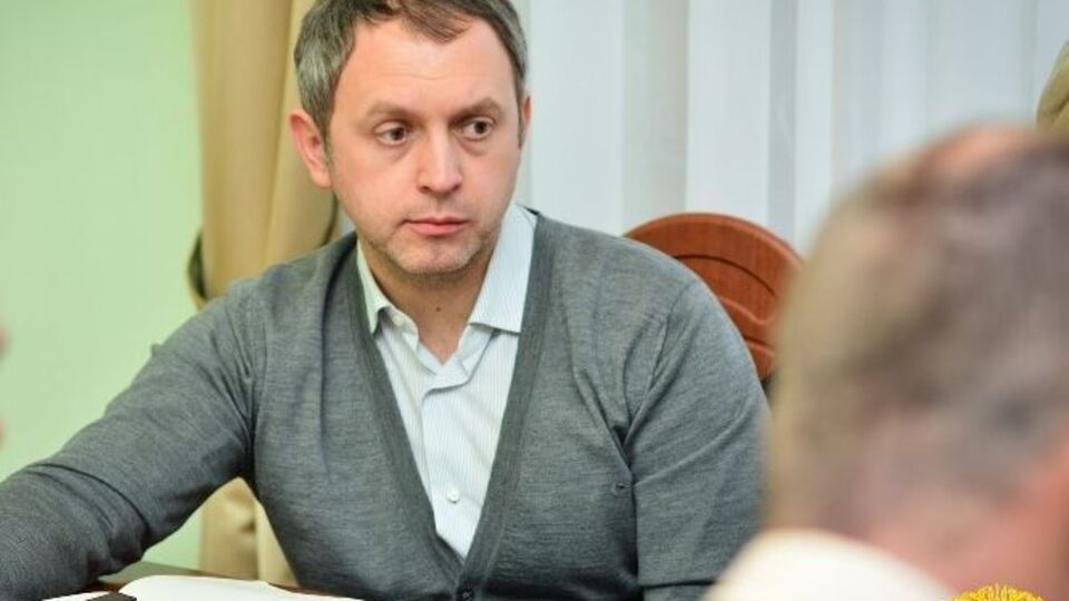 Немчинов является коммерческим директором компании "Алмакс"