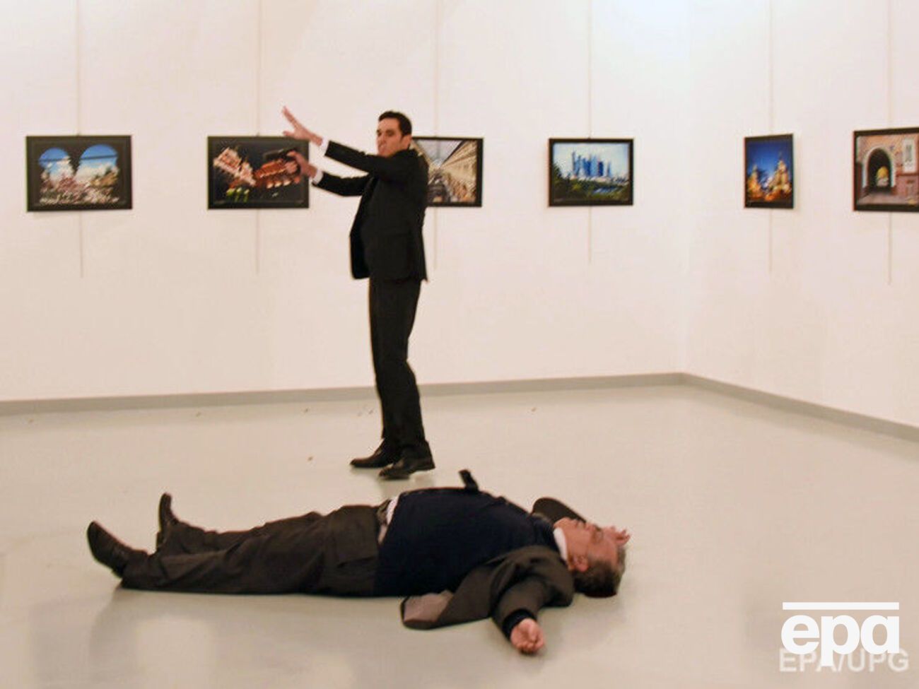 Убийство Андрея Карлова произошло во время открытия фотовыставки в Анкаре