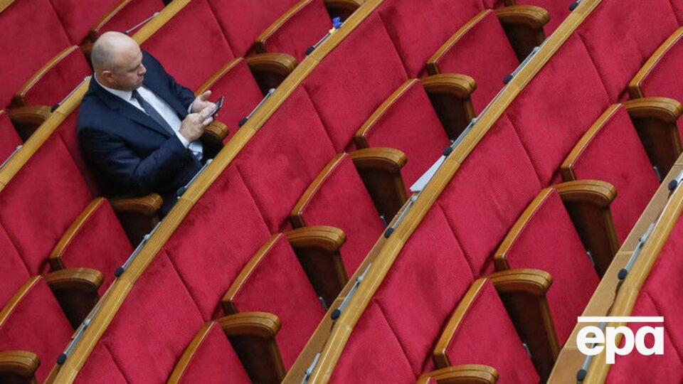 Над принятием бюджета на 2017 год депутаты работали до утра