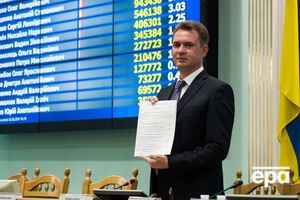 Охендовский остается во главе ЦИК во время расследования