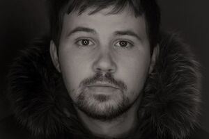 Вася Обломов: Травой Россия порастет. И наша жизнь давно пройдет. И лишь боярышник здесь расцветет