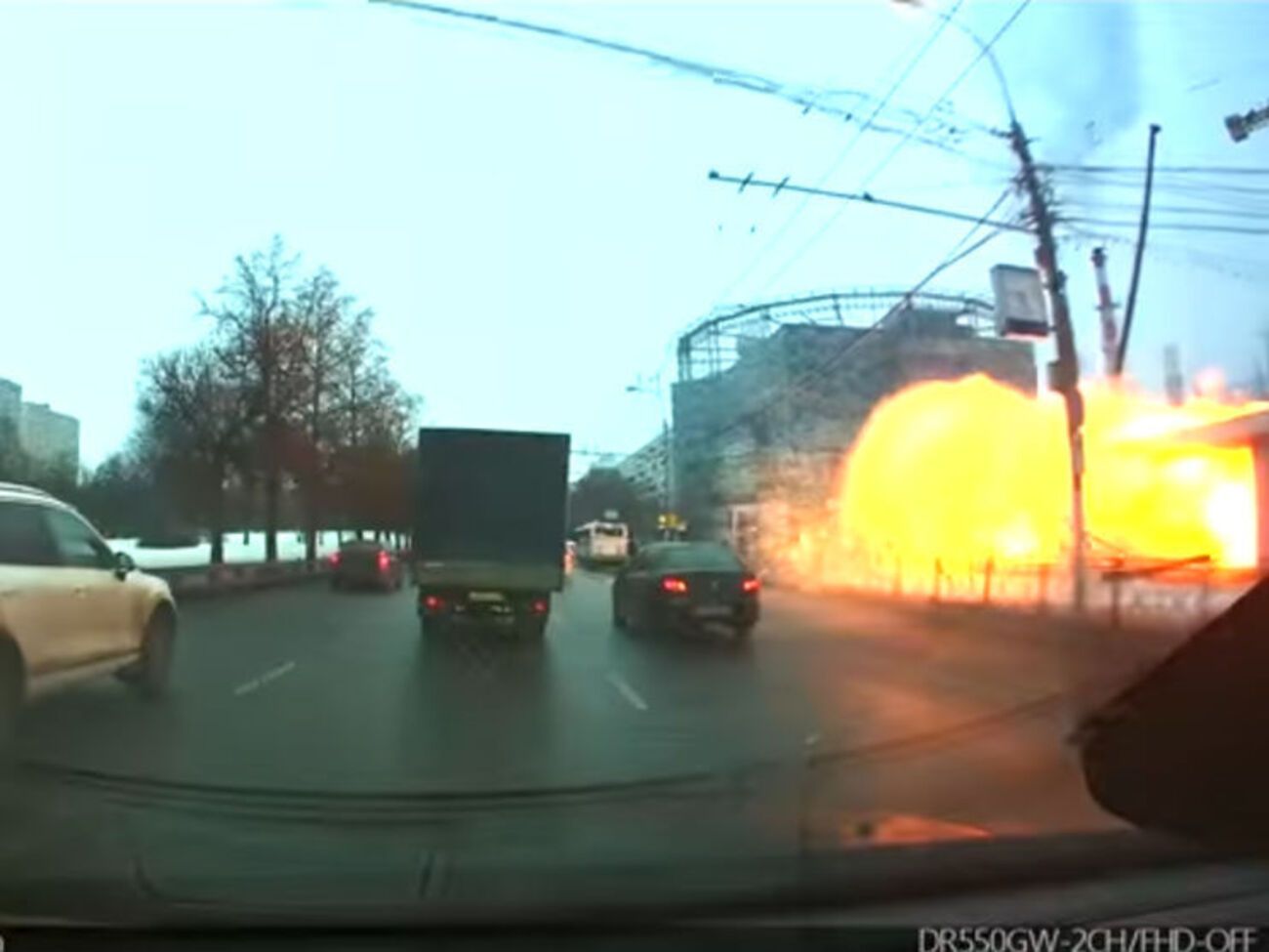 На YouTube&nbsp;опубликовали&nbsp;видеозапись этого инцидента, снятую на автомобильный регистратор