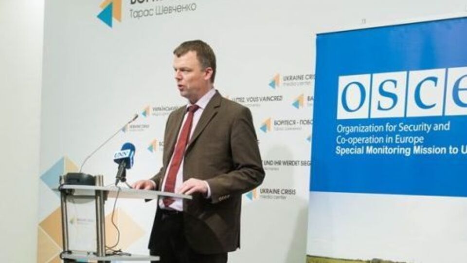 Хуг: На прошлой неделе наши наблюдатели зафиксировали как минимум 985 взрывов в зоне АТО