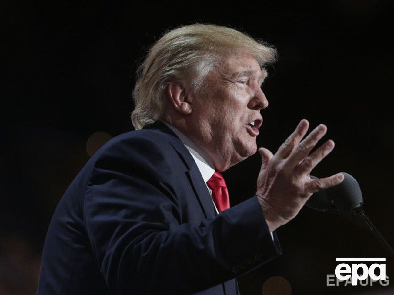 Трамп заявил о необходимости расширять ядерный потенциал