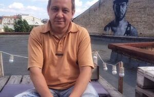 Муждабаев: Жаль, что они так обезумели, что уже этого не поймут