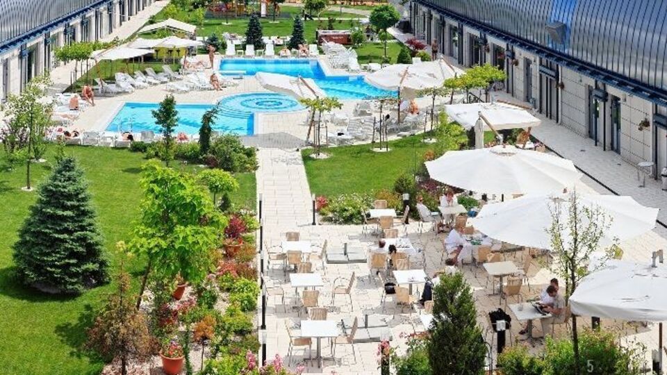 Депутаты отмечали Новый год в спорт-клубе