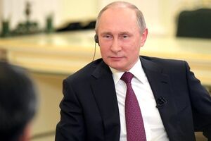 Путин дает пресс-конференцию в Москве