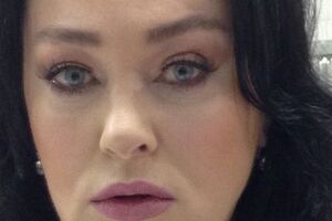 Гузеева: Моя собственная Снегурочка! С наступающим Новым годом! Радуйтесь!