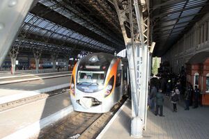 Поезд совершил своей первый рейс