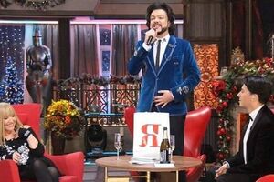 Пугачева, Киркоров и Галкин стали участниками новогоднего шоу "Максим Максим"