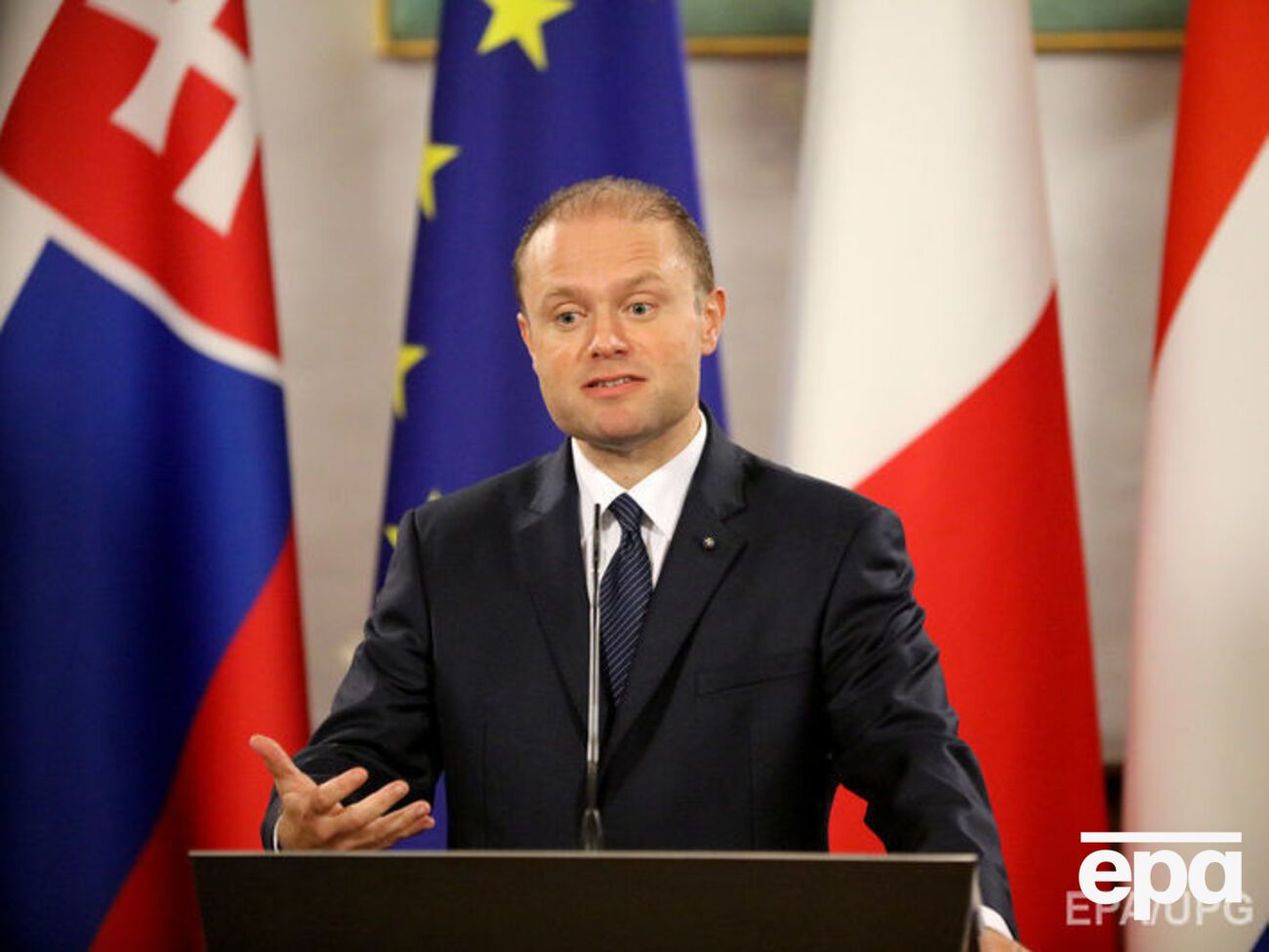 Мускат заявил, что похитители самолета использовали ненастоящее оружие