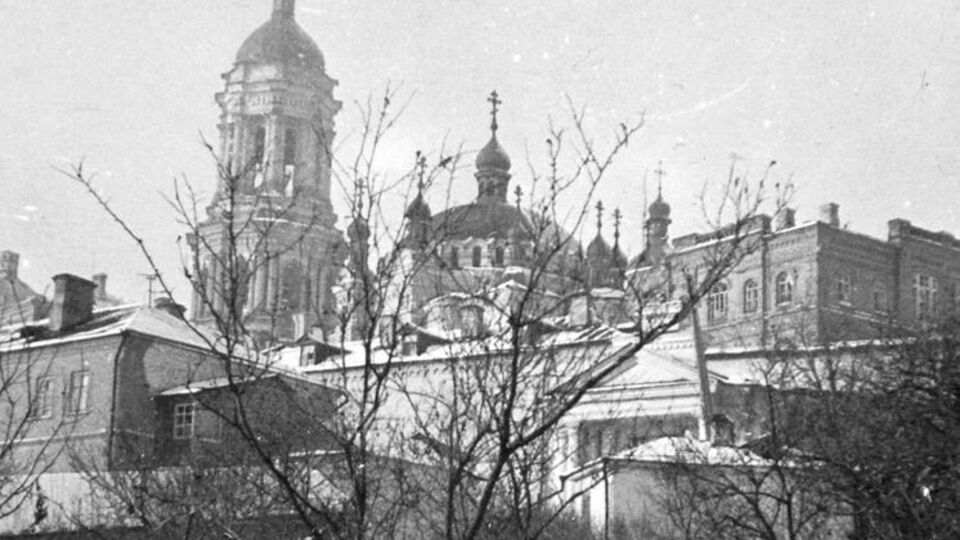 Колокольня и Трапезная церковь Киево-Печерской лавры