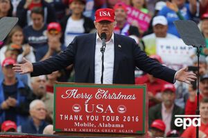 Трамп (на фото) заявил, что мысли Путина "очень правильные"