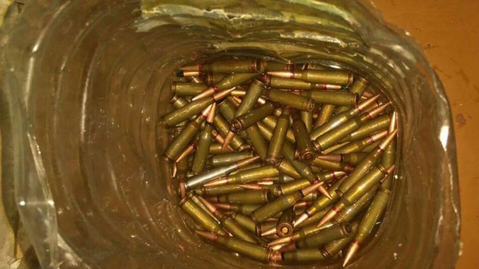 Тайники с боеприпасами были оборудованы в лесопосадках и заброшенных зданиях в зоне АТО