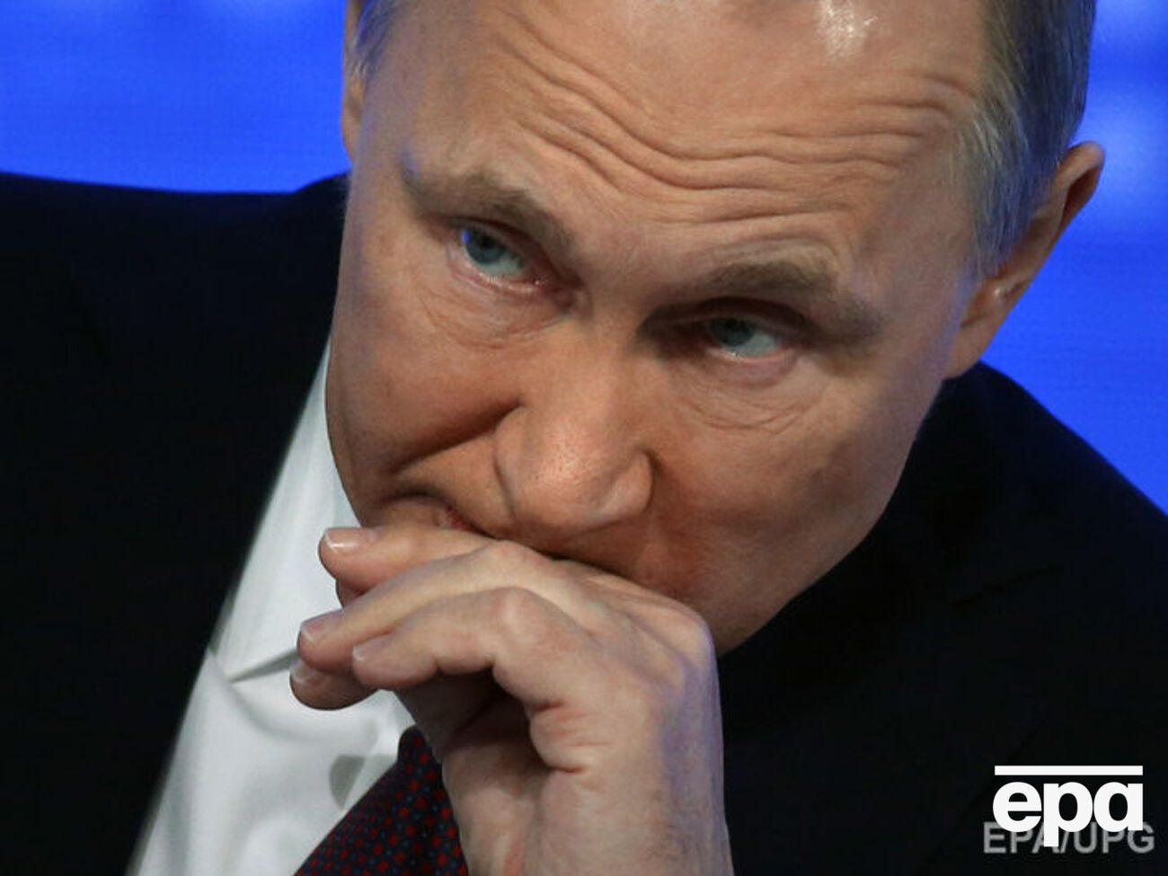 Путин поручил Медведеву следить за расследованием крушения Ту-154 под Сочи