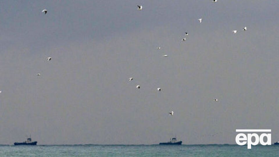 Обломки самолета обнаружили в Черном море