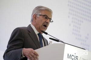 Асиф напомнил Израилю, что Пакистан обладает ядерным оружием