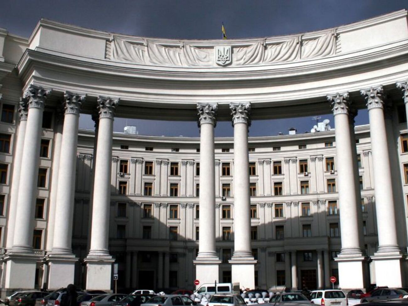 Согласно информации агентства, в ходе встречи украинская сторона выступила с призывом "прекратить раздувать антиукраинскую истерию"