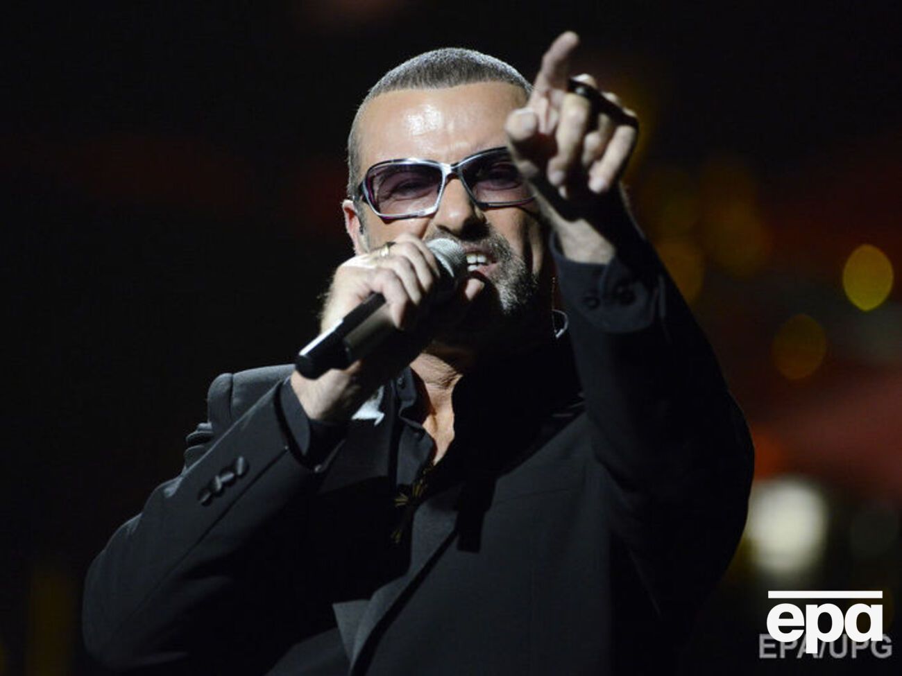 Звезды не могут смириться со смертью Джорджа Майкла