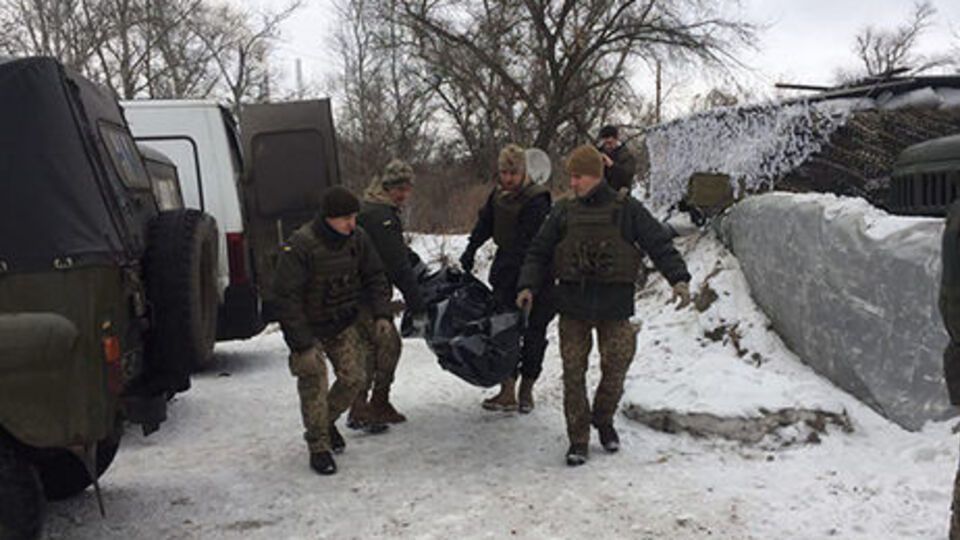 Тела украинских военных, погибших на Светлодарской дуге, были переданы боевиками "ЛНР" 25 декабря