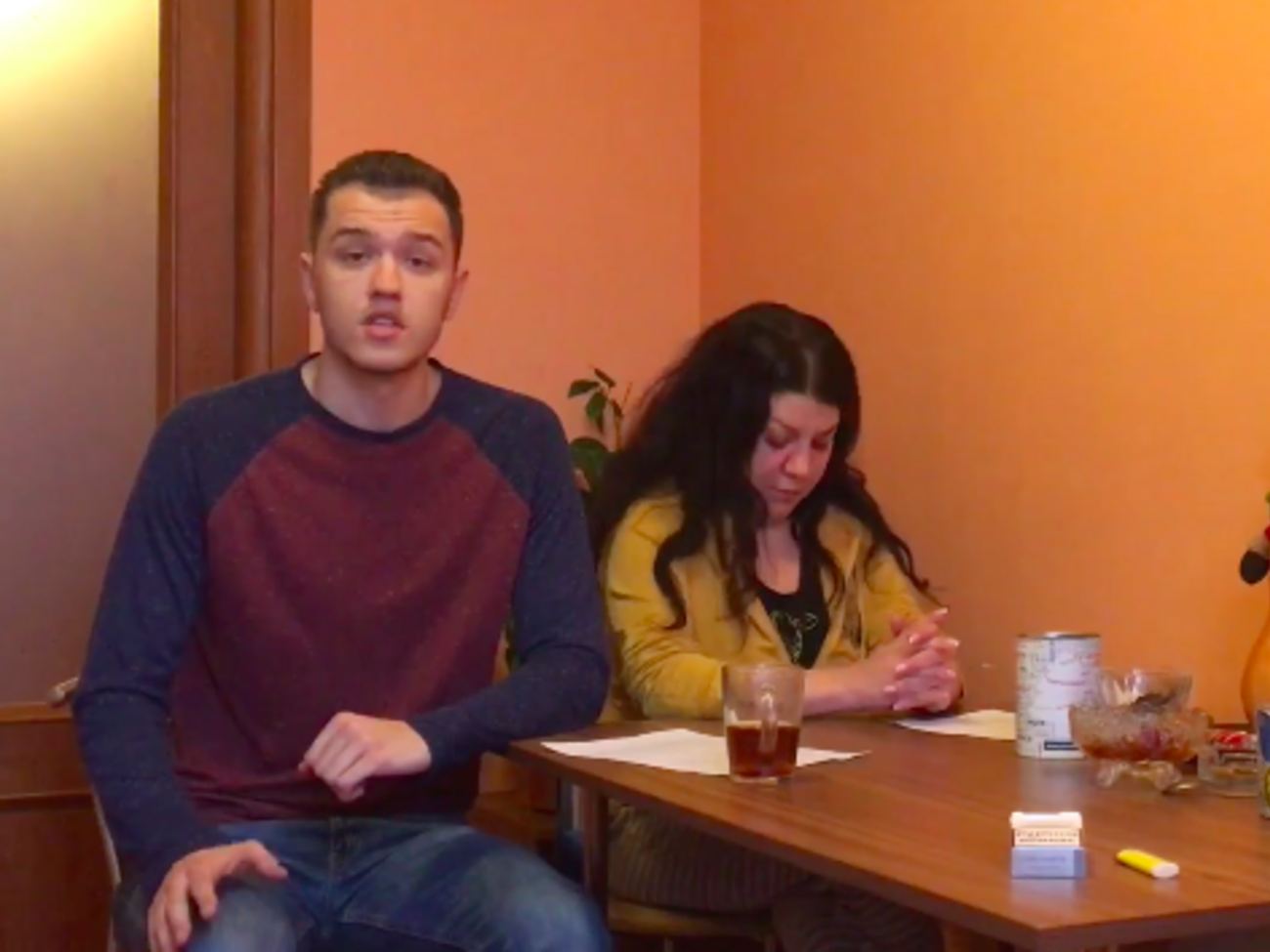 Господинюк и Ризаева утверждают, что Матиос скрывается от общественности