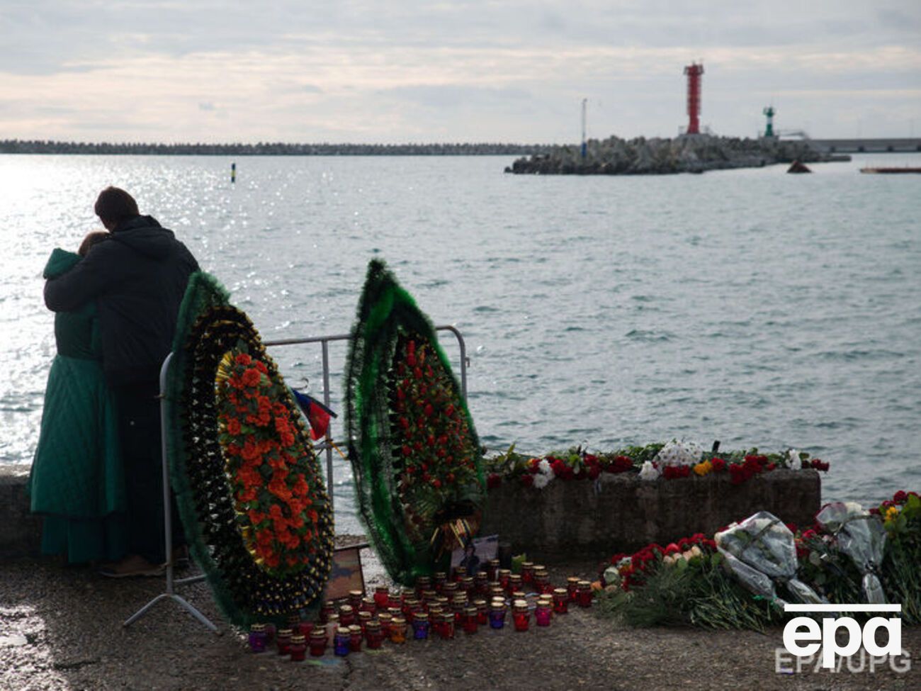 "Интерфакс": Вероятной причиной катастрофы может быть перегруз и техническая неисправность