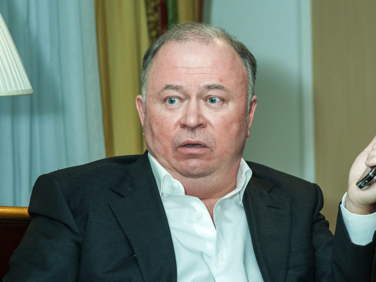Караулов заявил, что сам не подписал контракт с "Пятым каналом" о выпуске "Момента истины" на 2017 год