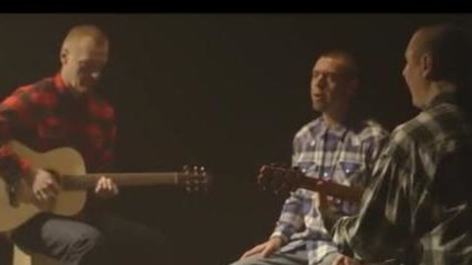 Brutto сняли минималистичное видео