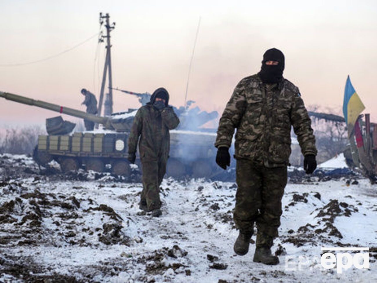 Военнослужащие случайно оказались за линией соприкосновения