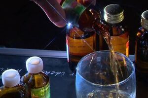 Чиновницу хотят судить за разрешение на деятельность киоска с "Боярышником"