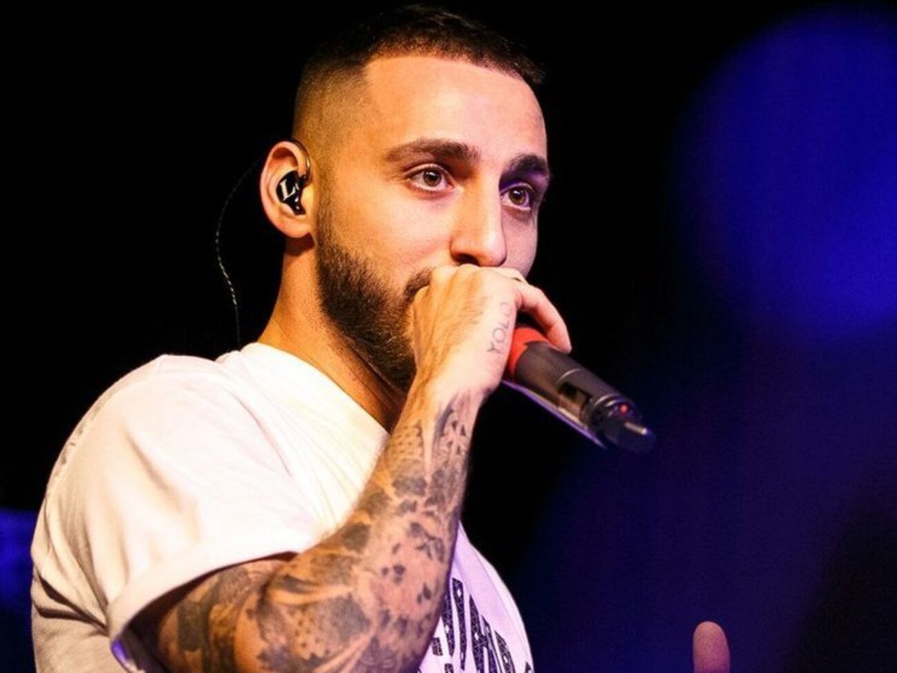 Рэпер дает концерты в Украине