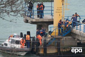 Поисковые работы на месте крушения Ту-154 в Черном море продолжаются