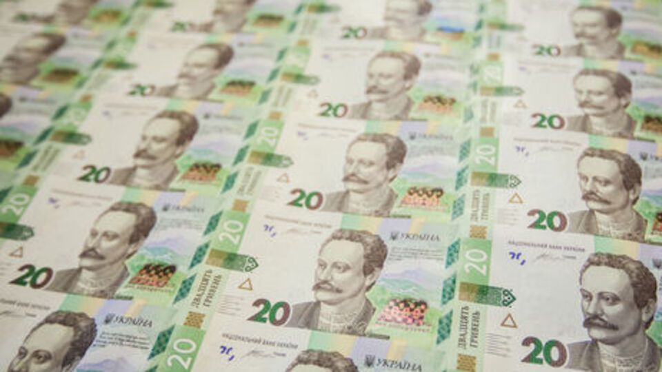 Кабмин утвердил выплату академических стипендий студентам