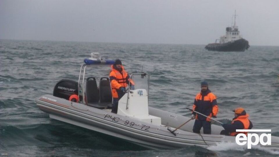 Самолет мог упасть в море из-за отказа электроники, предположил эксперт