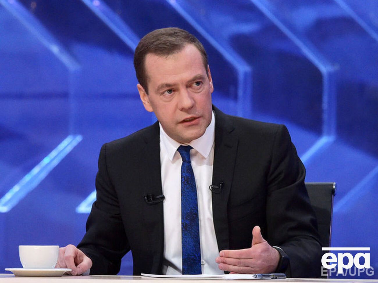 Медведев заявил, что федеральные власти не отдадут деньги, заработанные регионами-донорами