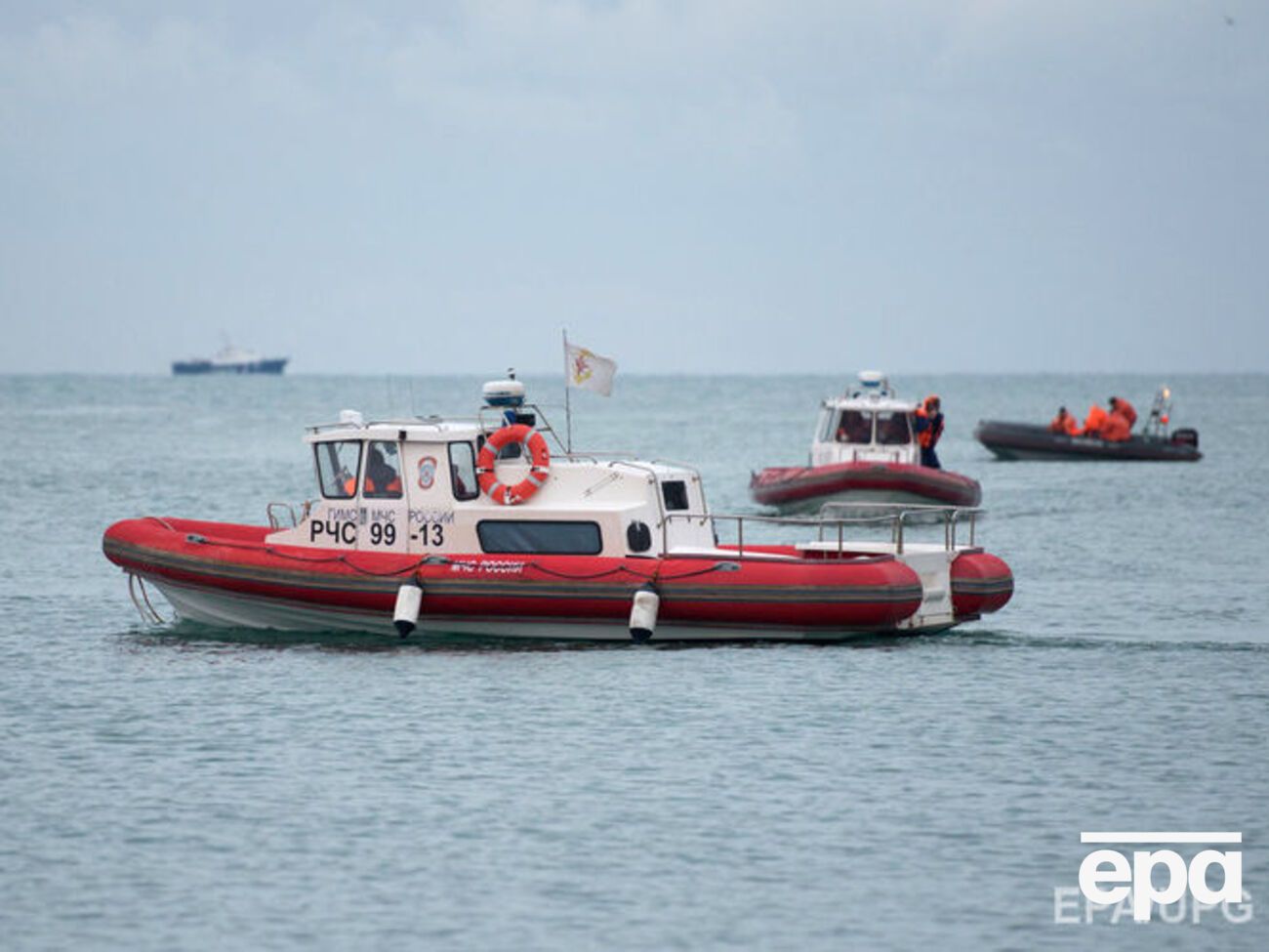 Со дна моря подняли 19 тел погибших в крушении